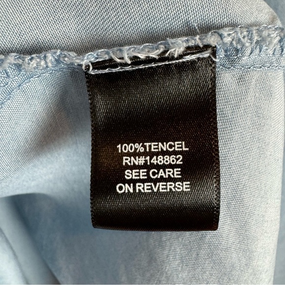 Torrid Shirt Size 6 / 6X Short Dolman Sleeve Blue Blouse Chambray Button Collar - Picture 10 of 11